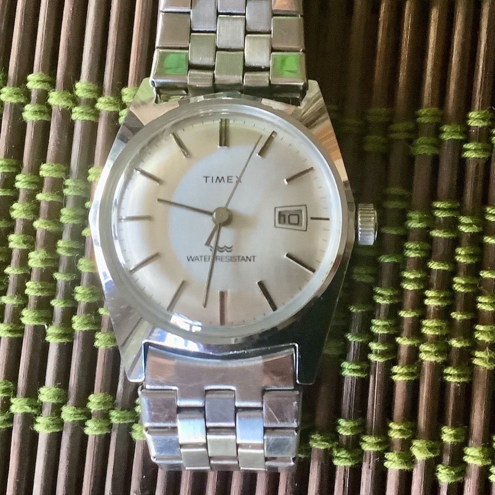 Vintage 1960s Timex: manual wind, mechanical